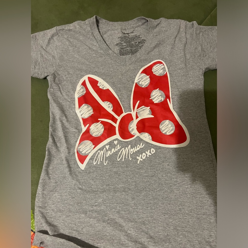 Womens Minnie shirt